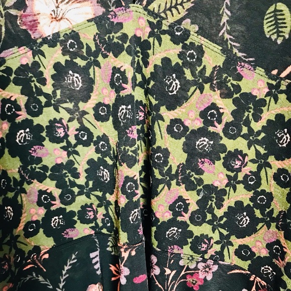 🐼Free People brand that can be worn as a dress or top. - Picture 4 of 5